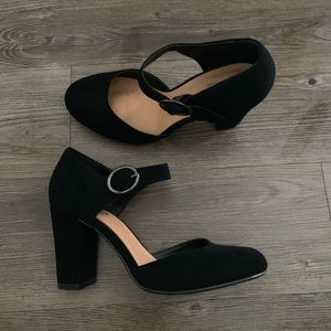 Women’s Black Heels